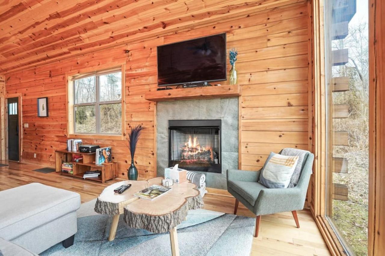 Fern Haven A Modern Take On Hocking Hills Cabins Stella Esterno foto