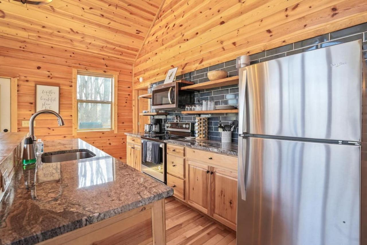 Fern Haven A Modern Take On Hocking Hills Cabins Stella Esterno foto