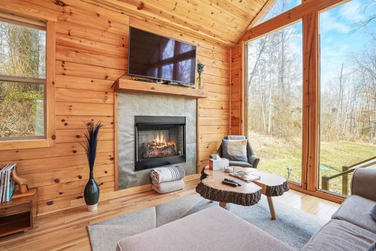 Fern Haven A Modern Take On Hocking Hills Cabins Stella Esterno foto