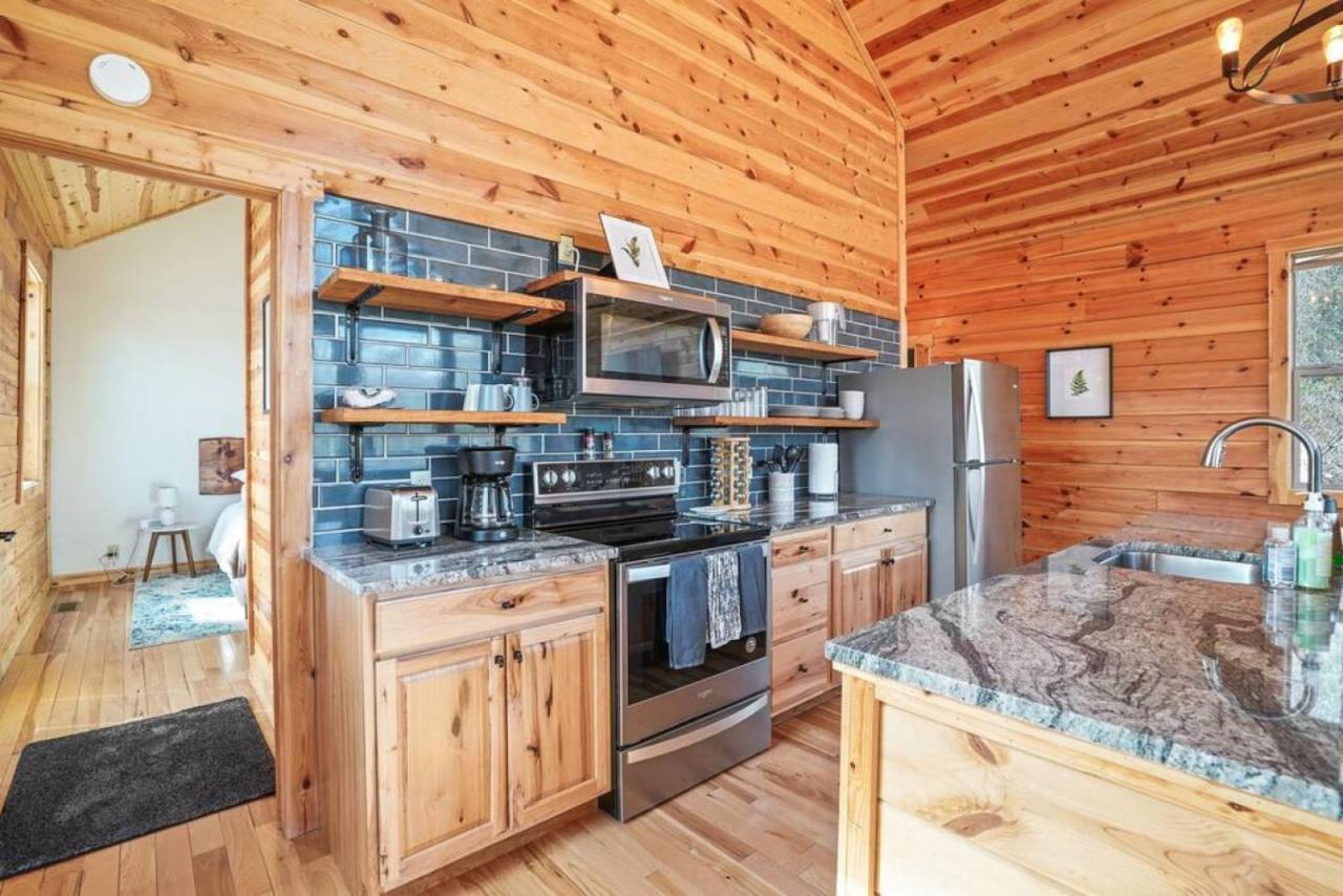 Fern Haven A Modern Take On Hocking Hills Cabins Stella Esterno foto