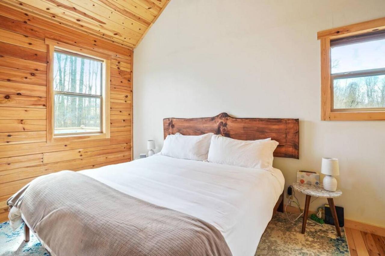 Fern Haven A Modern Take On Hocking Hills Cabins Stella Esterno foto
